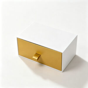 Alternative view of Slide Out Box CL015